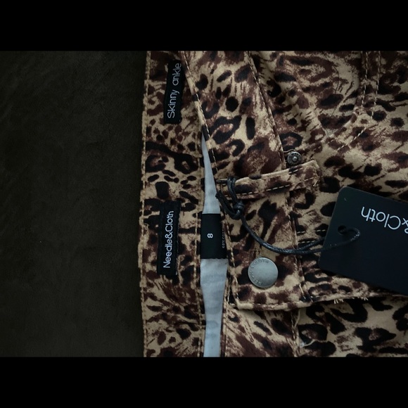 Pants - Picture 3 of 10